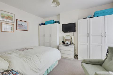 undefined, Thorpedene Gardens, Southend-on-sea, SS3