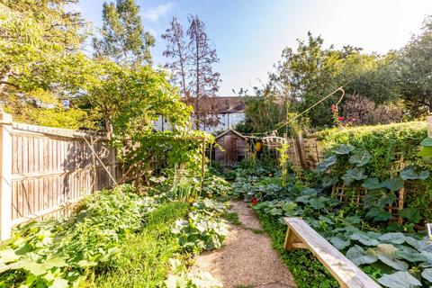 3 bedroom terraced house for sale, Consfield Avenue, Motspur Park, New Malden, KT3