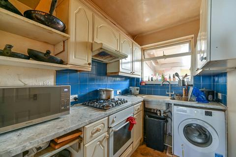 3 bedroom terraced house for sale, Consfield Avenue, Motspur Park, New Malden, KT3