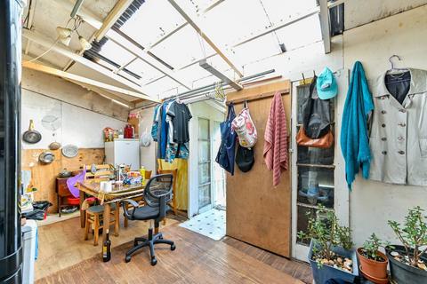 3 bedroom terraced house for sale, Consfield Avenue, Motspur Park, New Malden, KT3