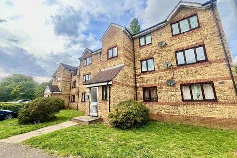 1 bedroom flat for sale, Prestatyn Close, Stevenage