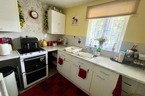 1 bedroom flat for sale, Prestatyn Close, Stevenage