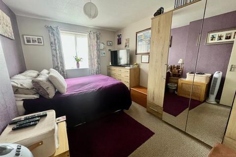 1 bedroom flat for sale, Prestatyn Close, Stevenage