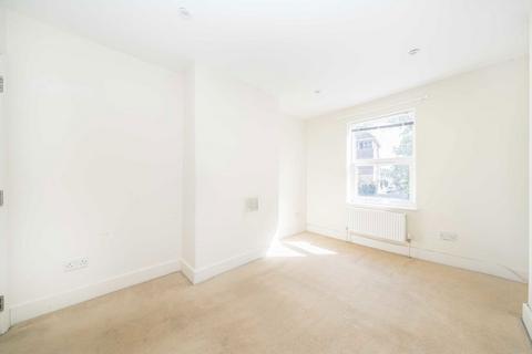 undefined, Lower Mortlake Road, Richmond TW9