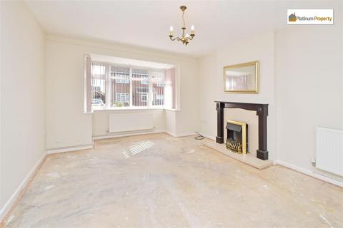 2 bedroom detached bungalow for sale, Bewcastle Grove, Stoke-On-Trent ST3