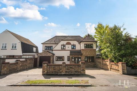 5 bedroom detached house for sale, Ayloffs Walk, Emerson Park