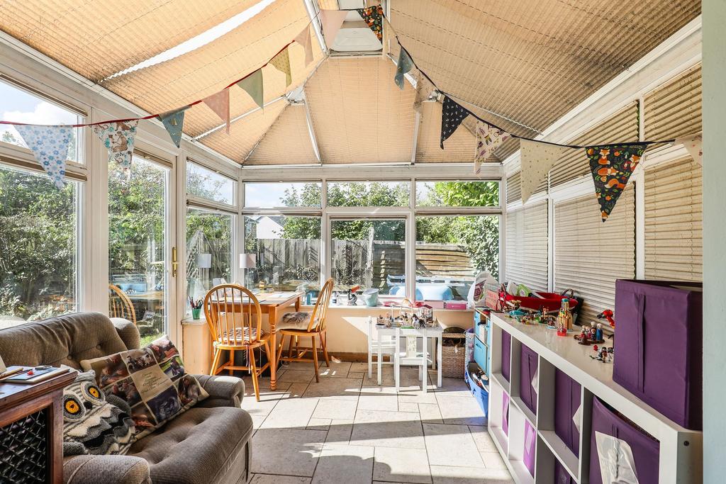 Conservatory/ Dining Room