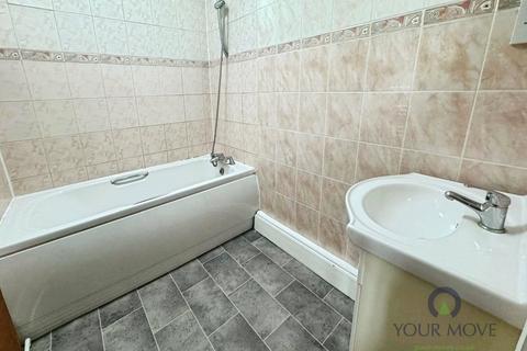 25 Beechfield Close, Halesowen, B62 8LG
