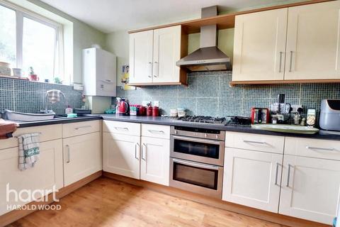 undefined, Faringdon Avenue, Harold Hill