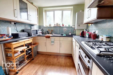 undefined, Faringdon Avenue, Harold Hill