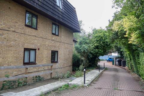 undefined, Statham Grove, London N18