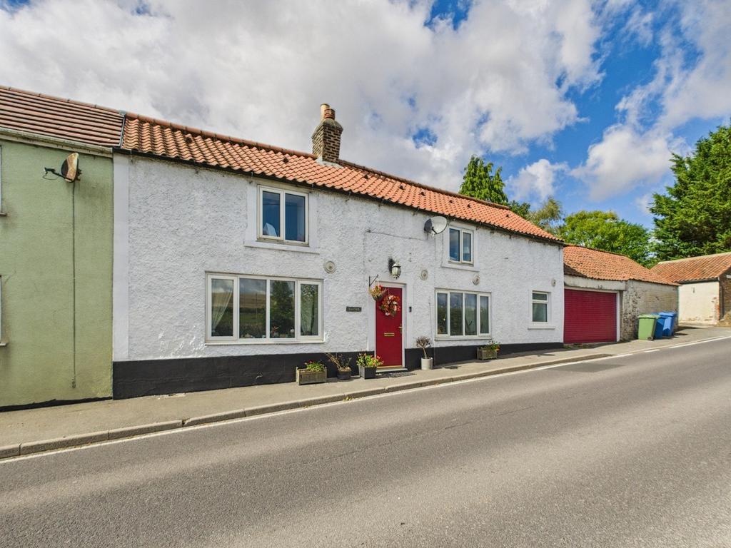 3 Bedroom End Terrace House - For Sale