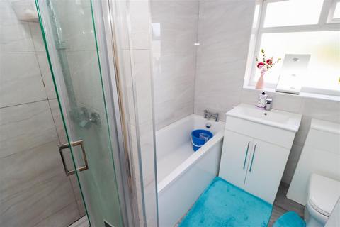 3 bedroom semi-detached house for sale, Firfield Road, Blakelaw