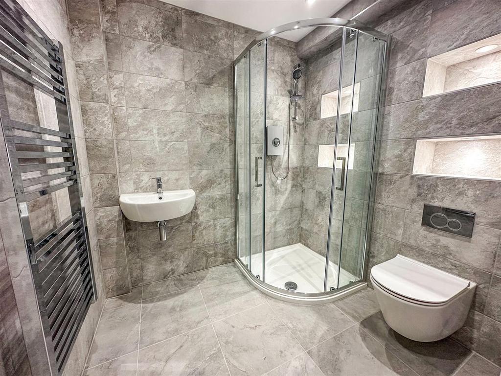Shower.jpg