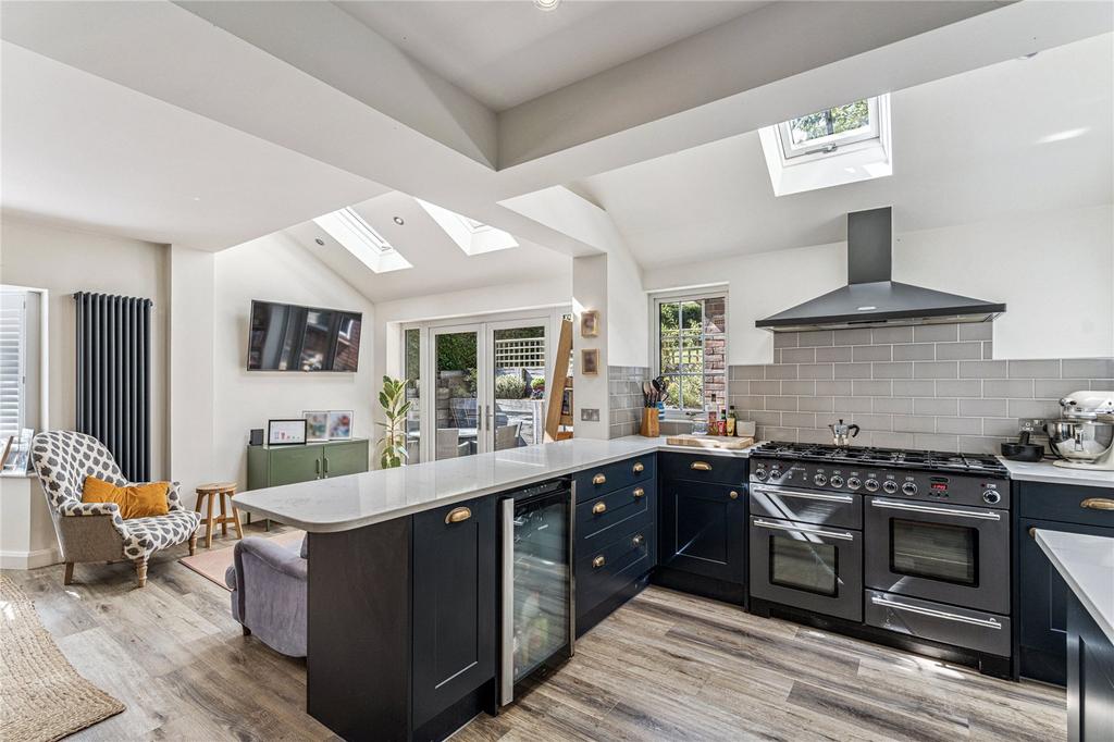 Kitchen/Breakfast