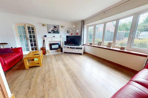 3 bedroom detached house for sale, Martyns Way, Weedon, NN7 4RS