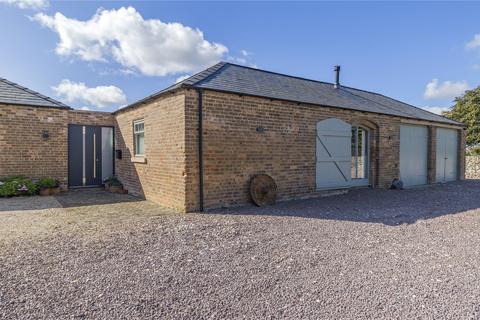 4 bedroom bungalow for sale, The Barn, Hunters Yard, Horncastle Road, Caistor, Market Rasen, LN7
