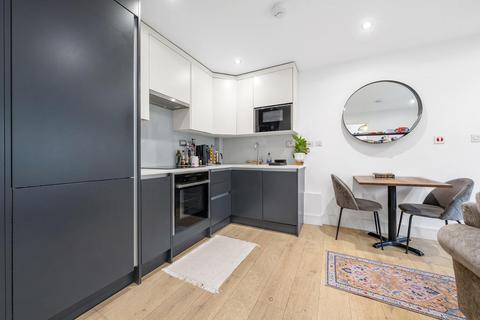 1 bedroom flat for sale, Crescent Lane, Abbeville Road, London SW4