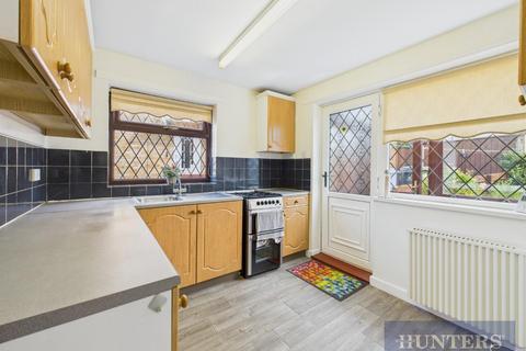 2 bedroom semi-detached bungalow for sale, North Lane, Cayton, Scarborough