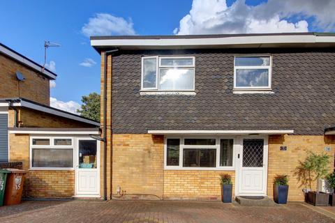 3 bedroom semi-detached house for sale, Dorrofield Close, Rickmansworth WD3
