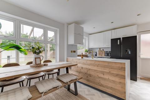3 bedroom detached house for sale, Varlins Way, Birmingham, West Midlands, B38