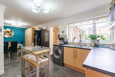 4 bedroom detached bungalow for sale, Warner Avenue, Dereham