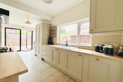 undefined, Oak Road, Hale, ALTRINCHAM
