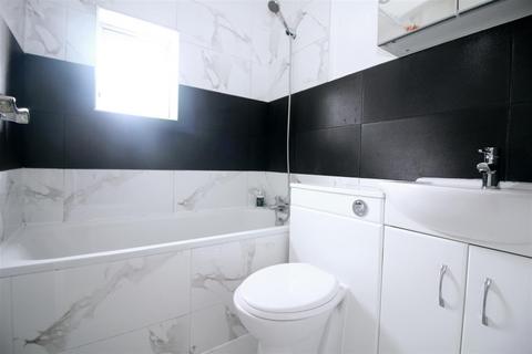 2 bedroom flat for sale, Kimberley Road, Walthamstow