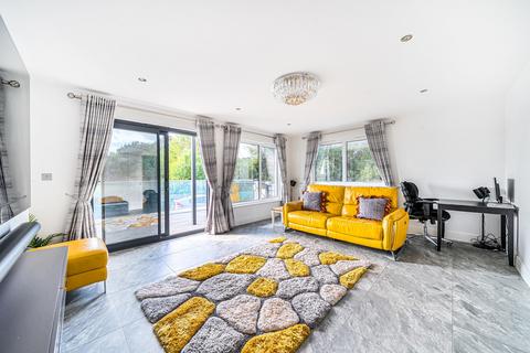 4 bedroom detached house for sale, Dockett Eddy Lane, Shepperton, TW17