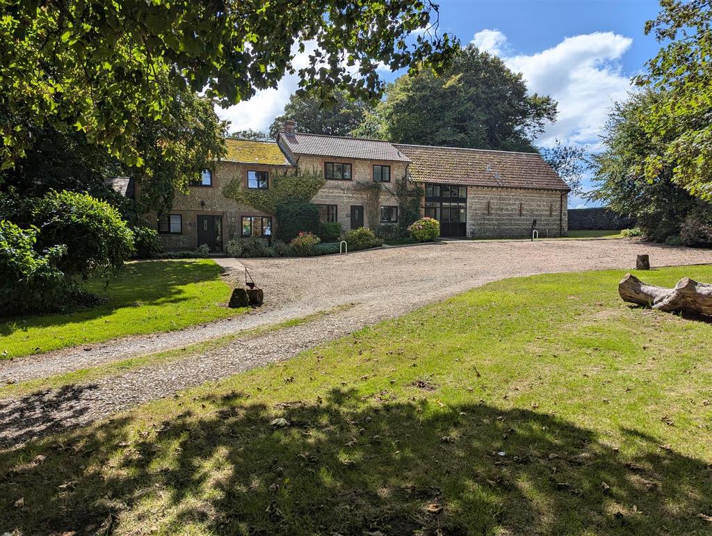 Notton Hill House Cottages