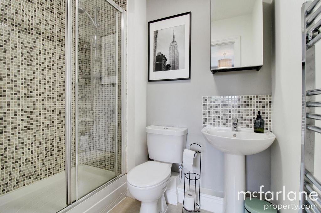 Bedroom &amp; En-suite