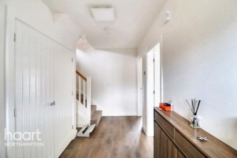 undefined, Richardson Close, Northampton