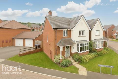 4 bedroom detached house for sale, Richardson Close, Northampton