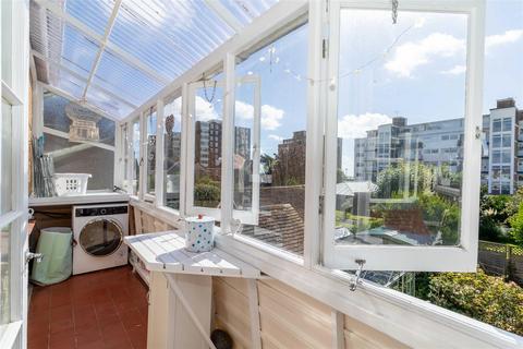 33 Bath Road, Worthing, BN11 3PG