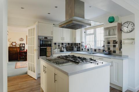 4 bedroom detached house for sale, West Farm Drive, Ashtead KT21