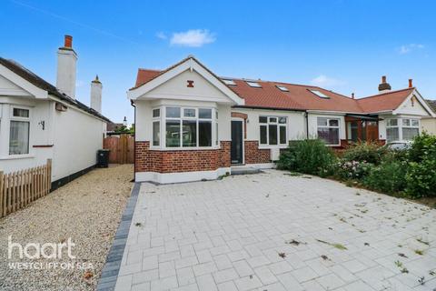 3 bedroom semi-detached bungalow for sale, Thornford Gardens, Southend-On-Sea