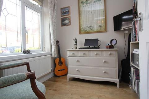 28 Glyn Y Gog, Rhoose, Barry, CF62 3LJ