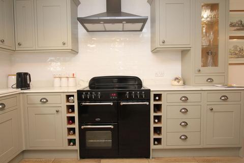 28 Glyn Y Gog, Rhoose, Barry, CF62 3LJ