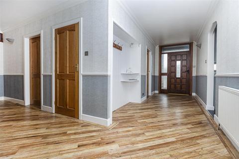 3 bedroom detached house for sale, High Street, Halifax HX4