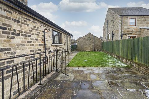 3 bedroom detached house for sale, High Street, Halifax HX4