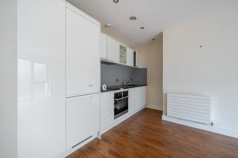 1 bedroom flat for sale, Huxley House,  South End Green,  NW3