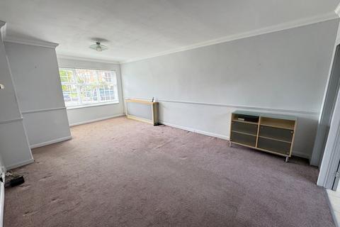 3 bedroom terraced house for sale, Shaftesbury Crescent, Staines-upon-Thames TW18