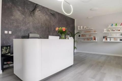 Retail property (high street) to rent, 538 Chiswick High Rd London W4 5RG