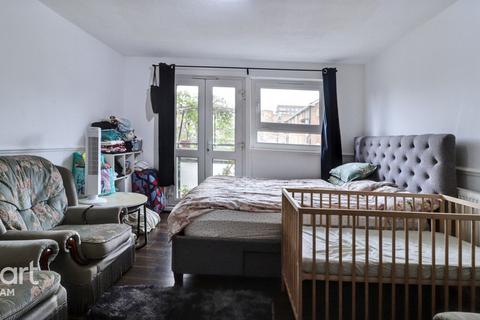 undefined, Parr Road, London
