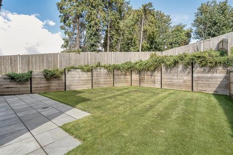 undefined, Woodplace Lane, Coulsdon