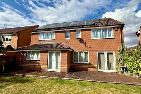 5 bedroom detached house for sale, 12 Honeysuckle Close, Brough