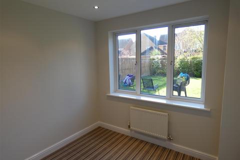 5 bedroom detached house for sale, 12 Honeysuckle Close, Brough