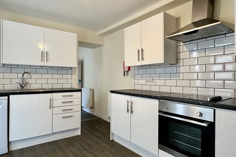 St. Helens Avenue, Swansea, SA1