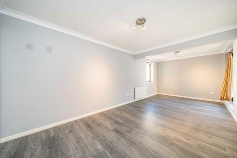 1 bedroom flat for sale, Lady Booth Road, Kingston Upon Thames KT1