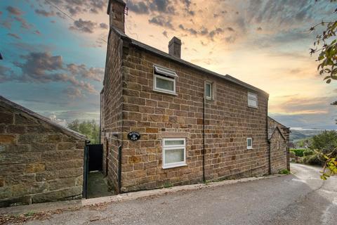 2 bedroom house for sale, The Hollow, Holloway DE4